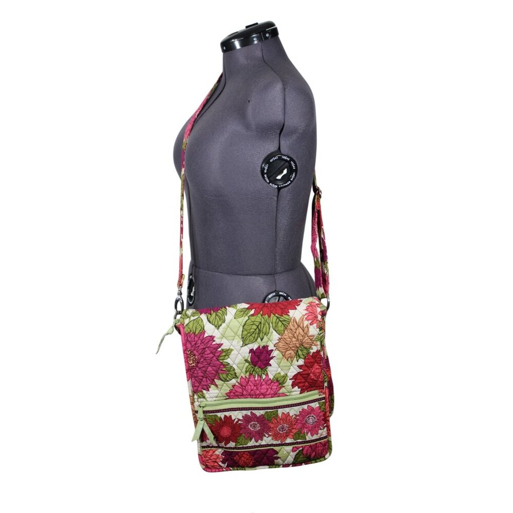 VERA BRADLEY Hello‎ Dahlia Quilted Messenger Bag Women’s Floral Crossbody